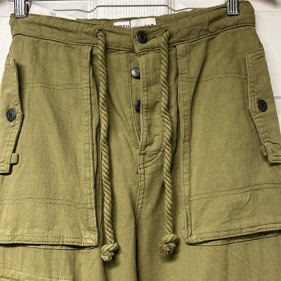 Zara - Picture 6 of 10